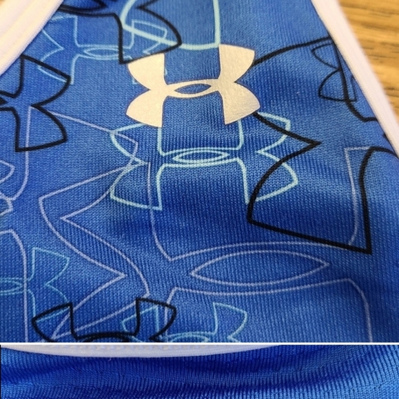 Under Armour Heat Gear Sports Bra Size Medium - Picture 3 of 5